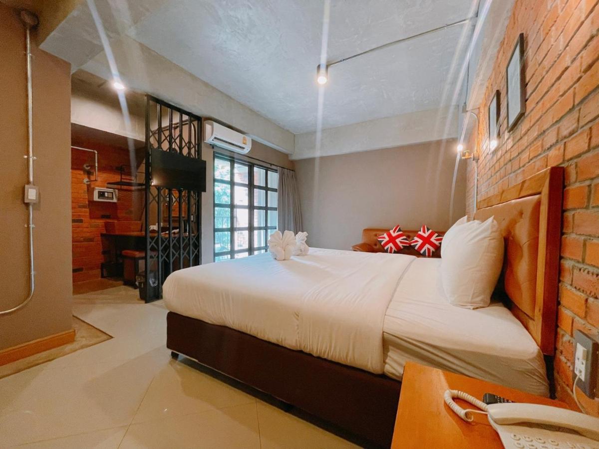 The Old Inn Udon Thani Esterno foto