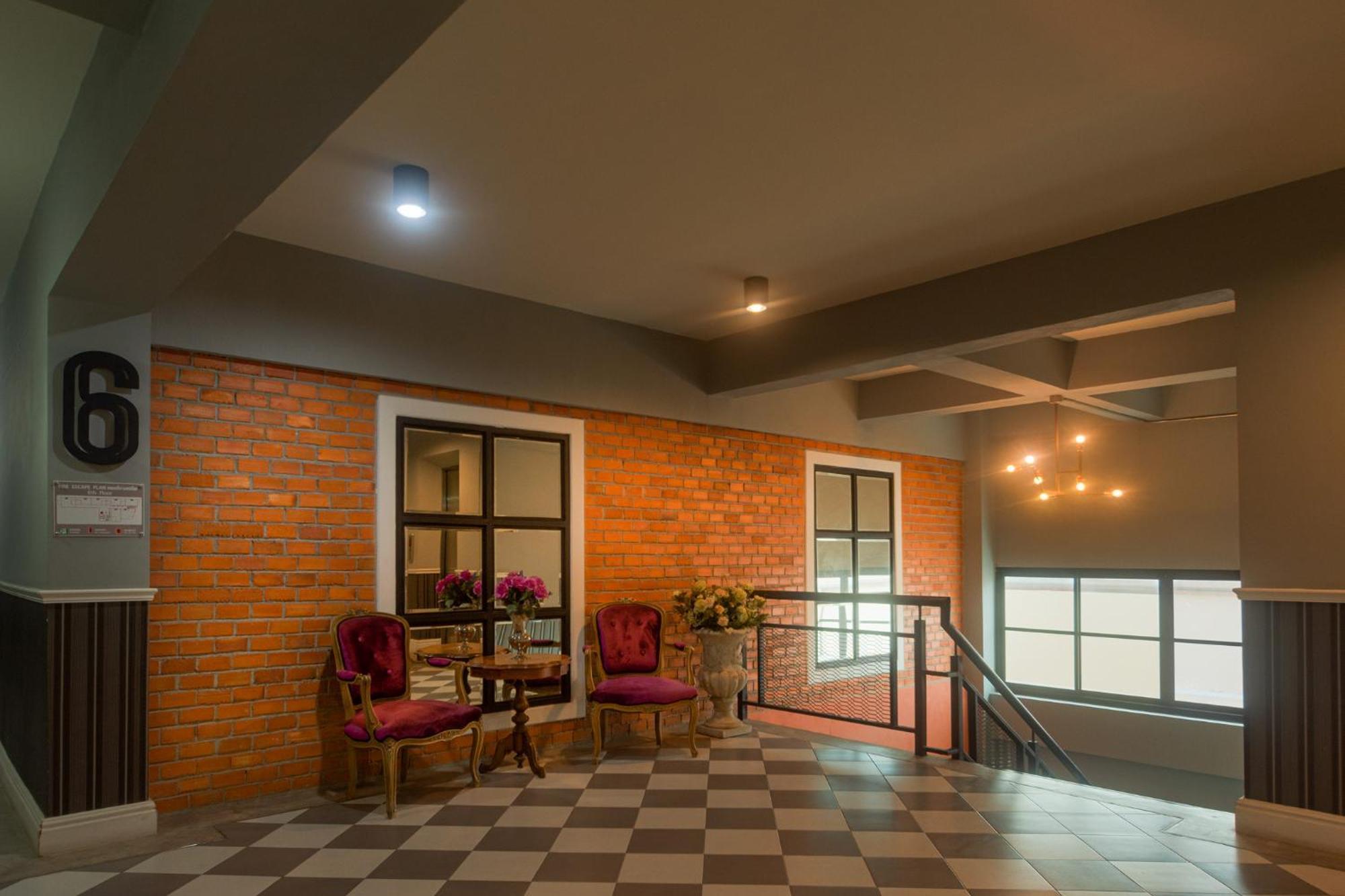 The Old Inn Udon Thani Esterno foto