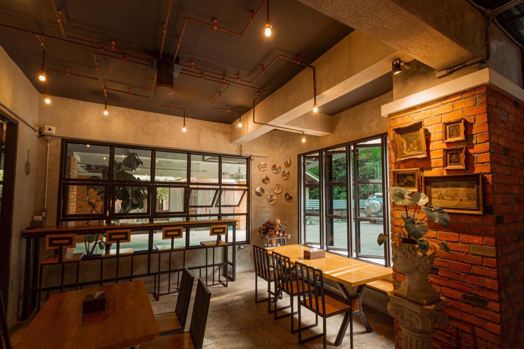 The Old Inn Udon Thani Esterno foto
